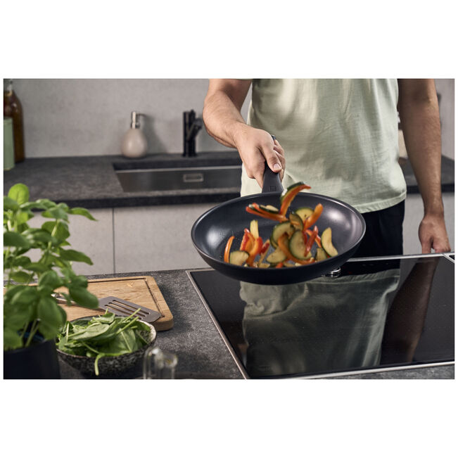 Madura Plus Padella, 20cm alluminio,Rivestimento antiaderente con base titanio